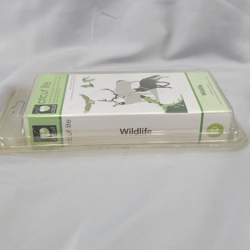 Cricut Lite Wildlife Cartridge 2000165 Green Nature Animal Die Cut 50 Images New